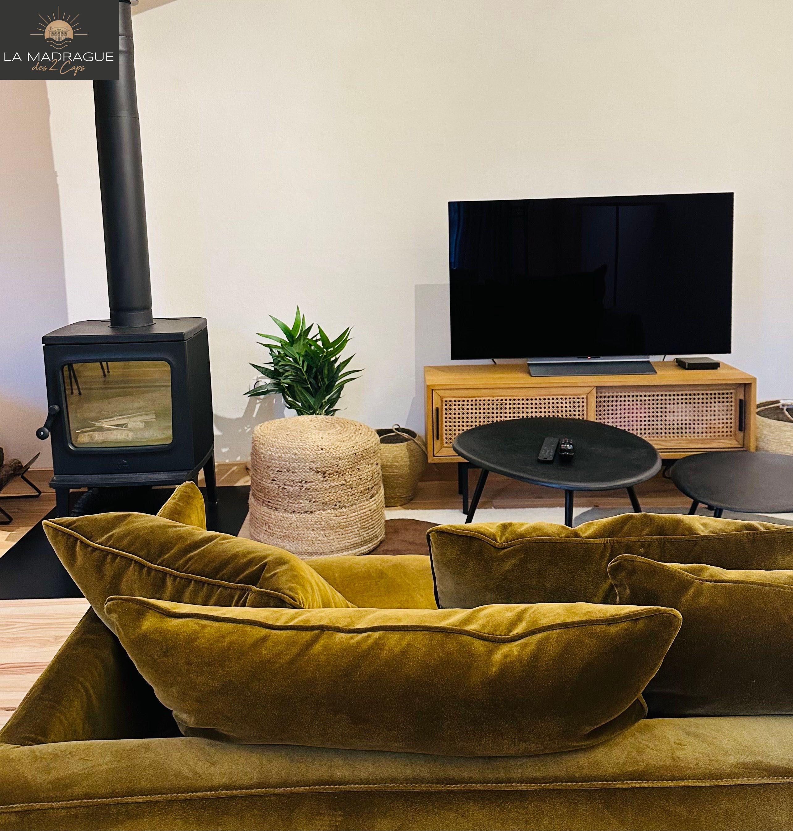 Télé feu canapé Cap Gris Nez